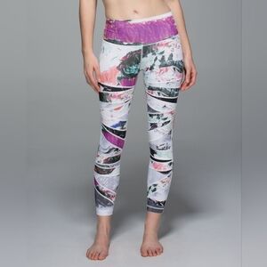 Lululemon High Times Pant Pigment Wave Multi / Biggie Pigment Wave White Black 4